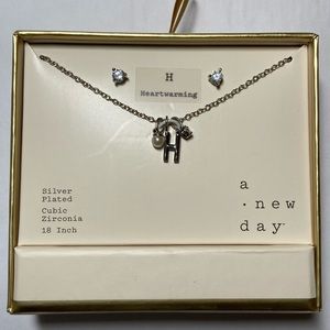 ‘H’ necklace with earrings set